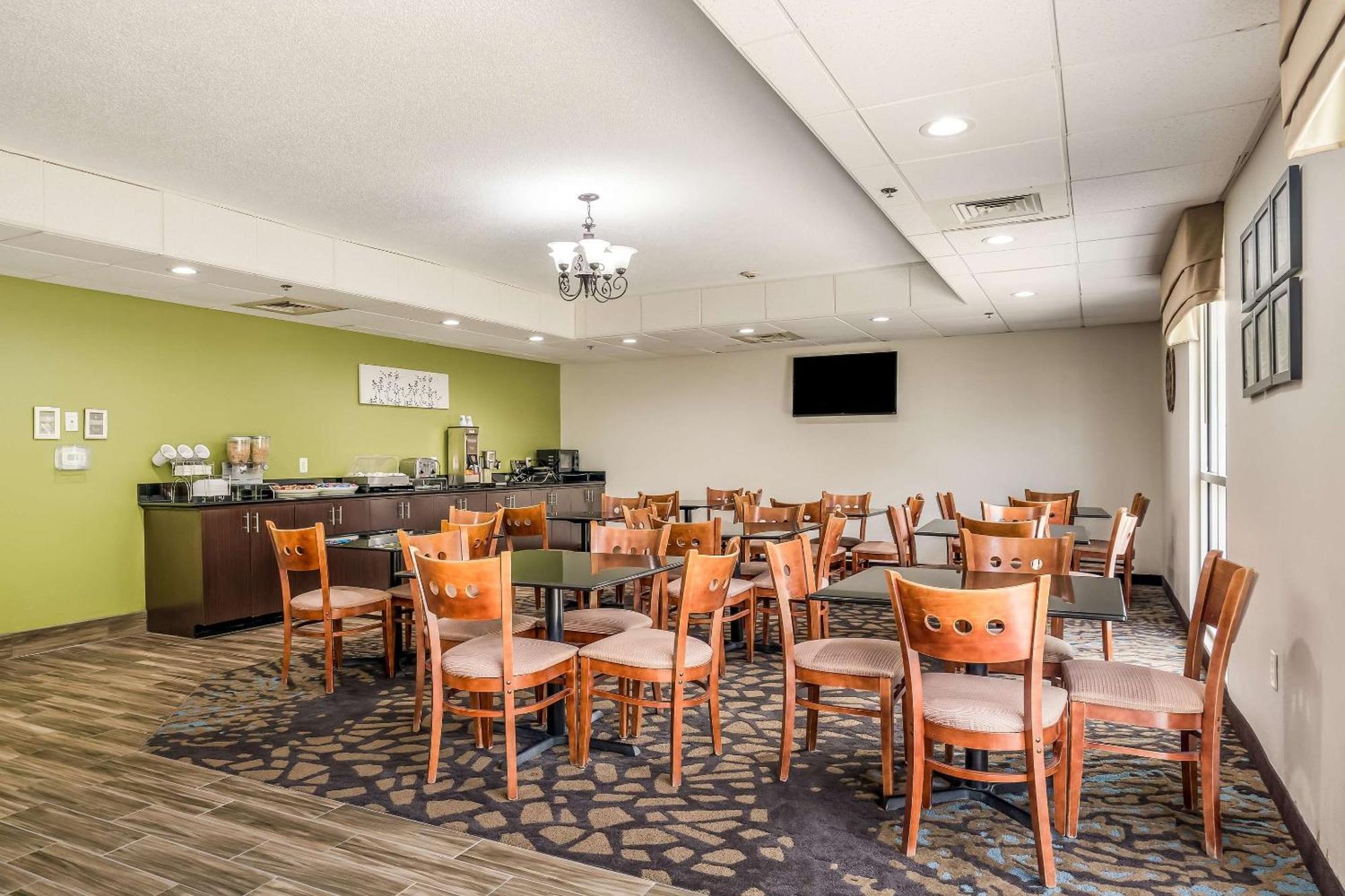 Sleep Inn & Suites Jacksonville Near Camp Lejeune Exterior photo